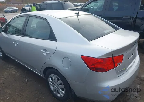 2013 Kia Forte Ex z USA, uszkodzony, nr VIN KNAFU4A2XD5711183